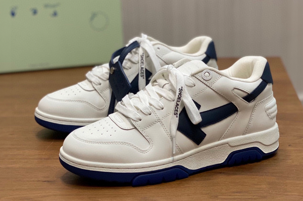 OFF Blancos con azul